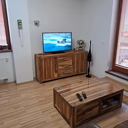 In The Center Of Poprad-free Parking Apartment