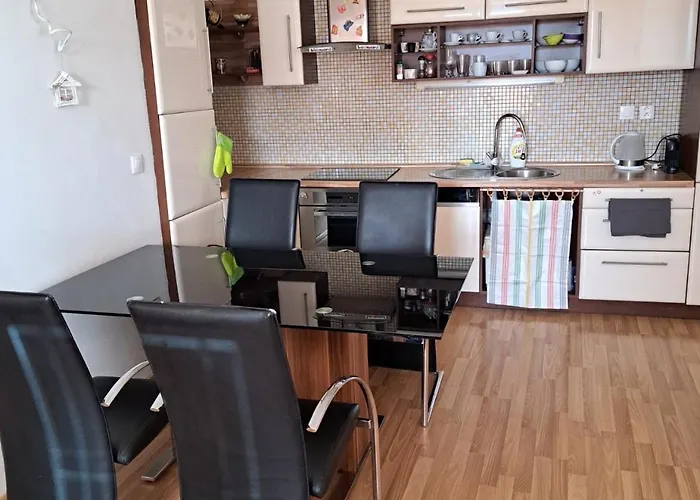 Апартаменты In The Center Of Poprad-free Parking